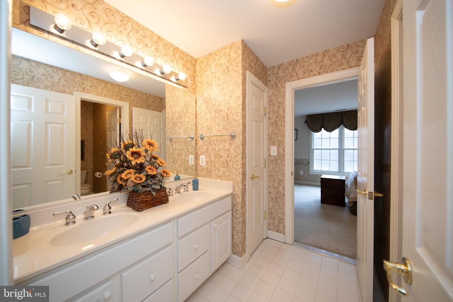 1321 Willow Chase Dr Property Photo 32