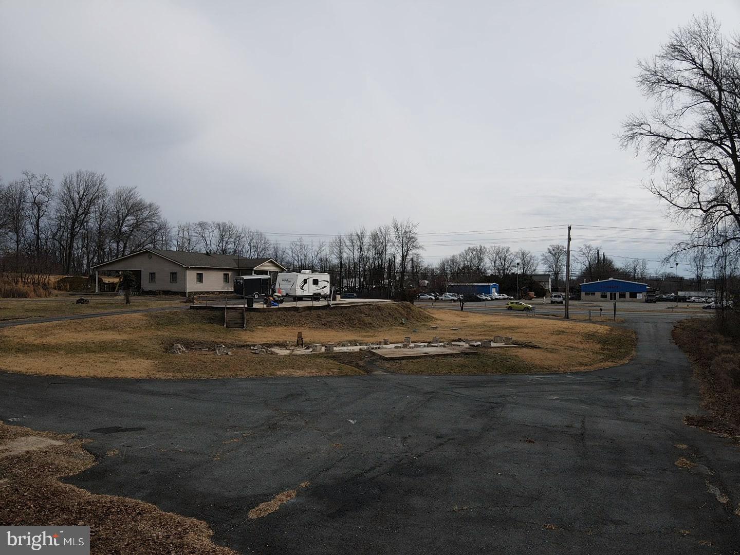 1203 Pulaski Hwy Property Photo 2