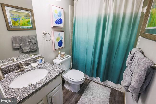 715 Country Village Dr #3b Property Photo 3