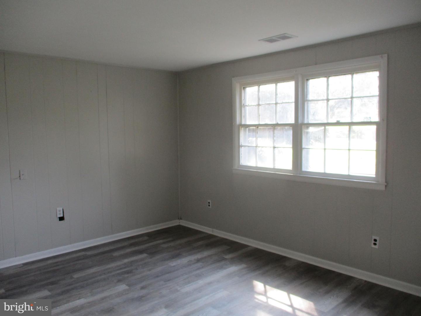 1605 Samantha Dr Property Photo 13