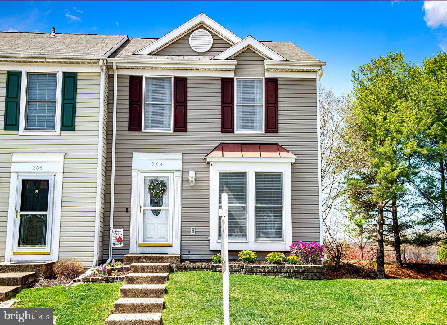 264 Maple Wreath Ct Property Photo