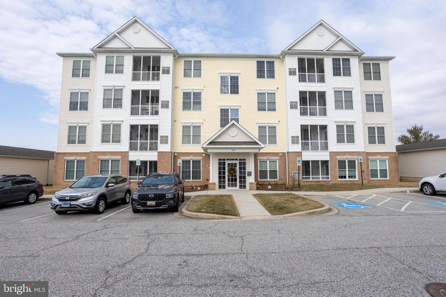 1817 Selvin Dr #203 Property Photo