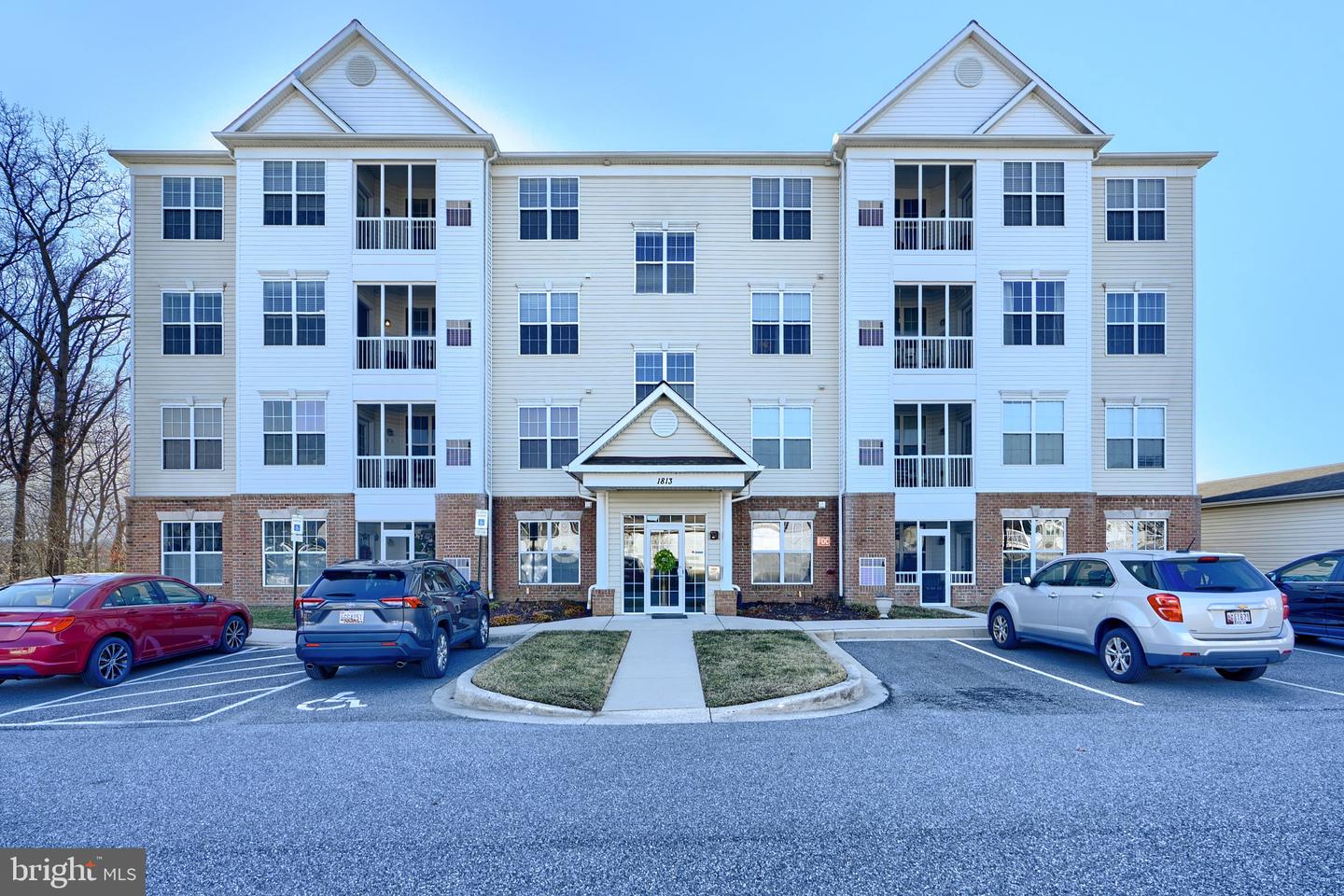 1813 Selvin Dr #301 Property Photo