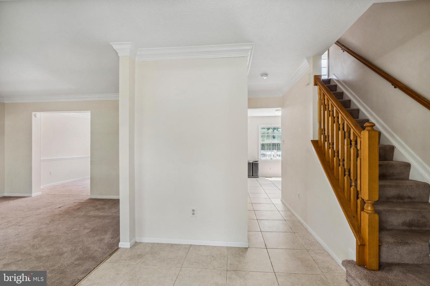358 Ambleside Ct Property Photo 2
