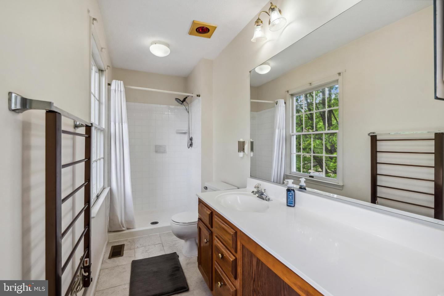 358 Ambleside Ct Property Photo 14