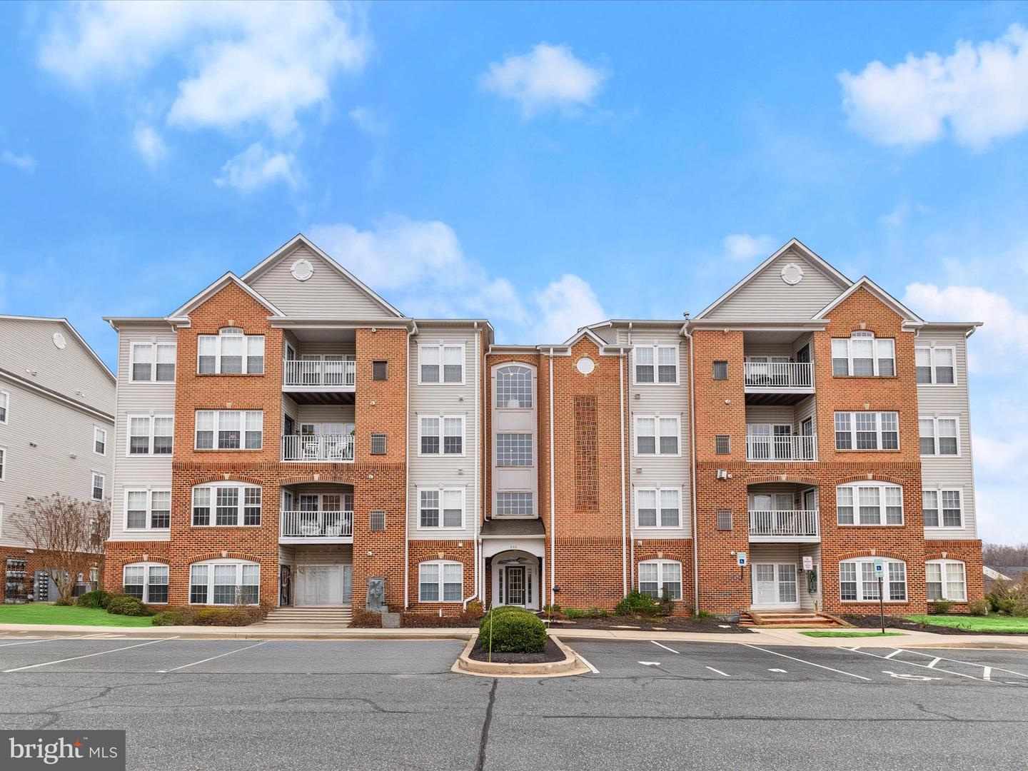 205 Secretariat Dr #205-g Property Photo