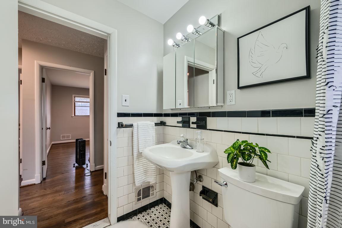 412 S Fountain Green Rd Property Photo 18