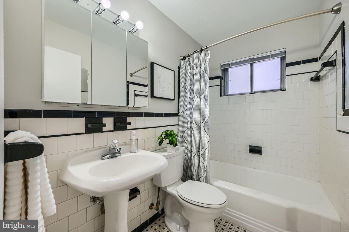 412 S Fountain Green Rd Property Photo 19