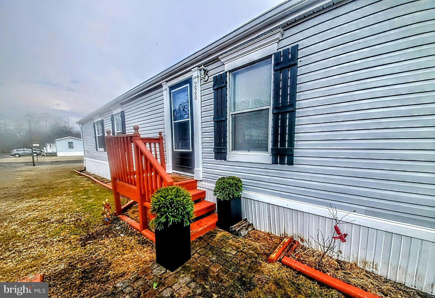 228 Poclain Dr Property Photo