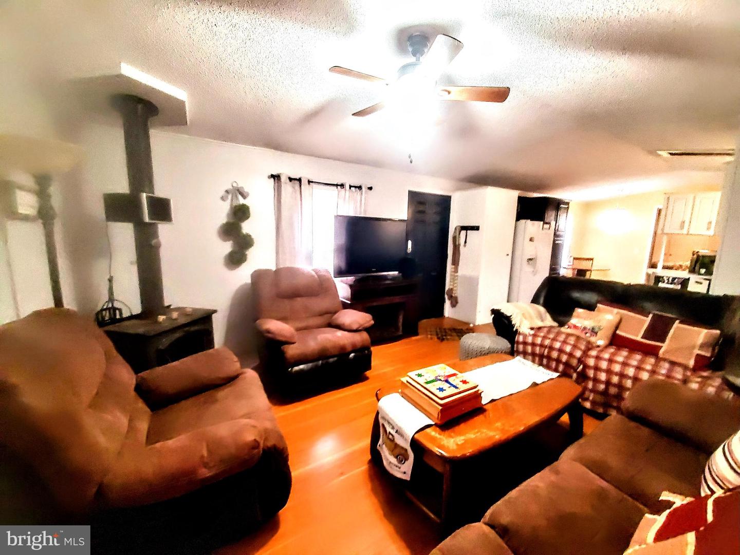 228 Poclain Dr Property Photo 6