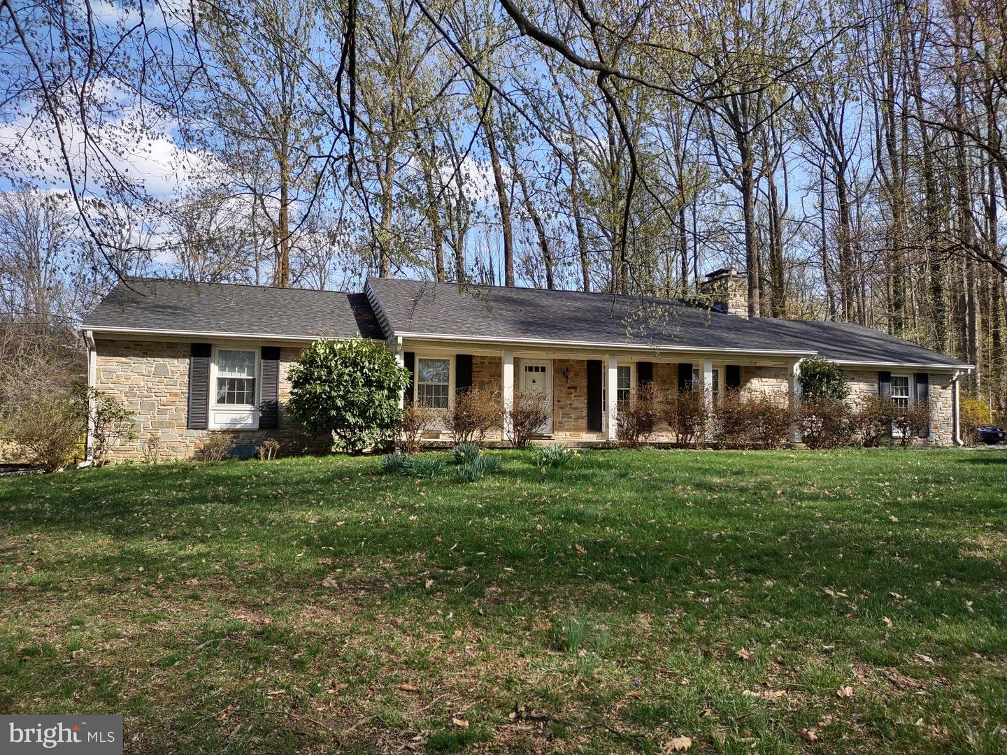 3107 Whitefield Rd Property Photo 2