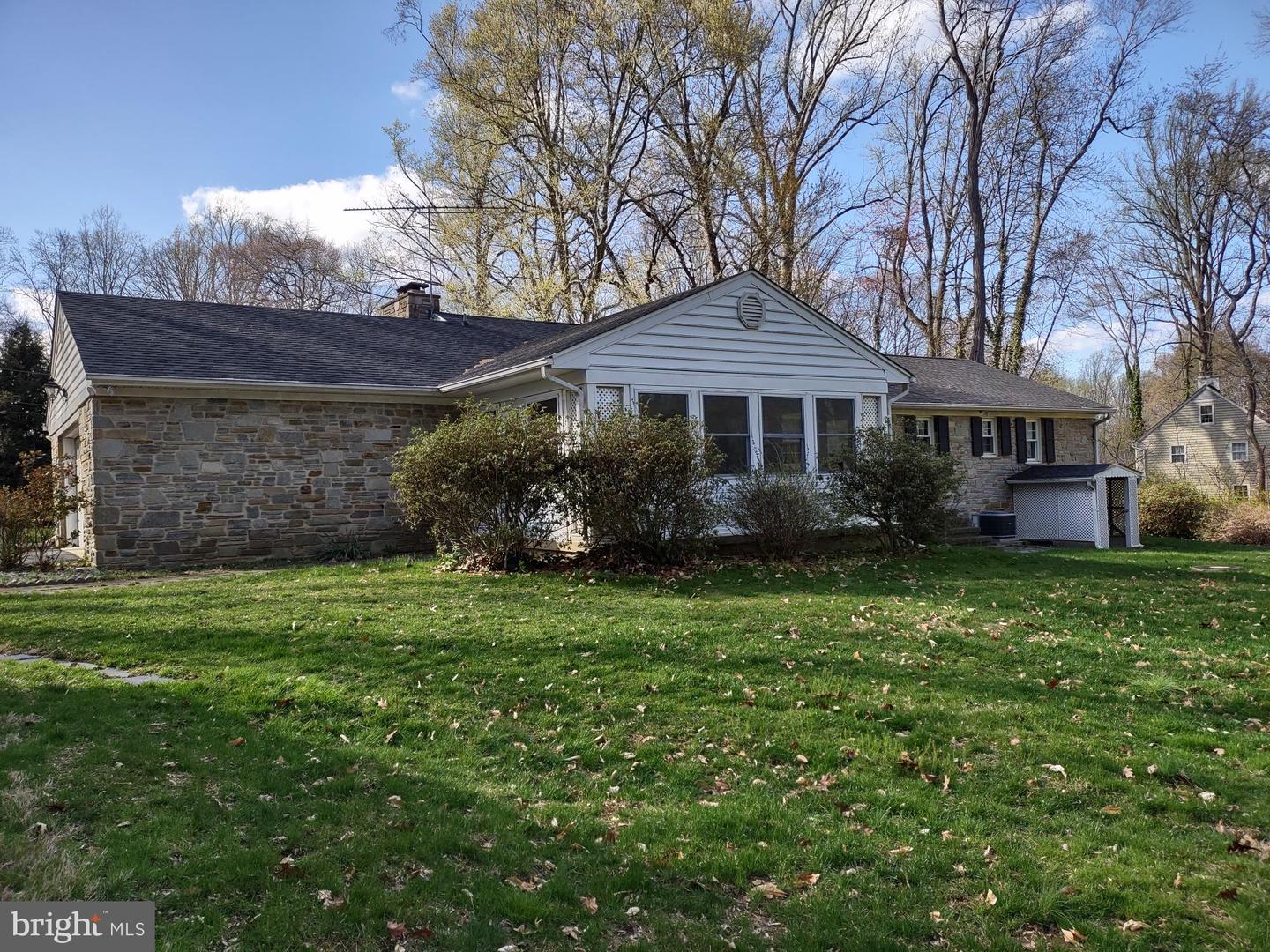 3107 Whitefield Rd Property Photo 9