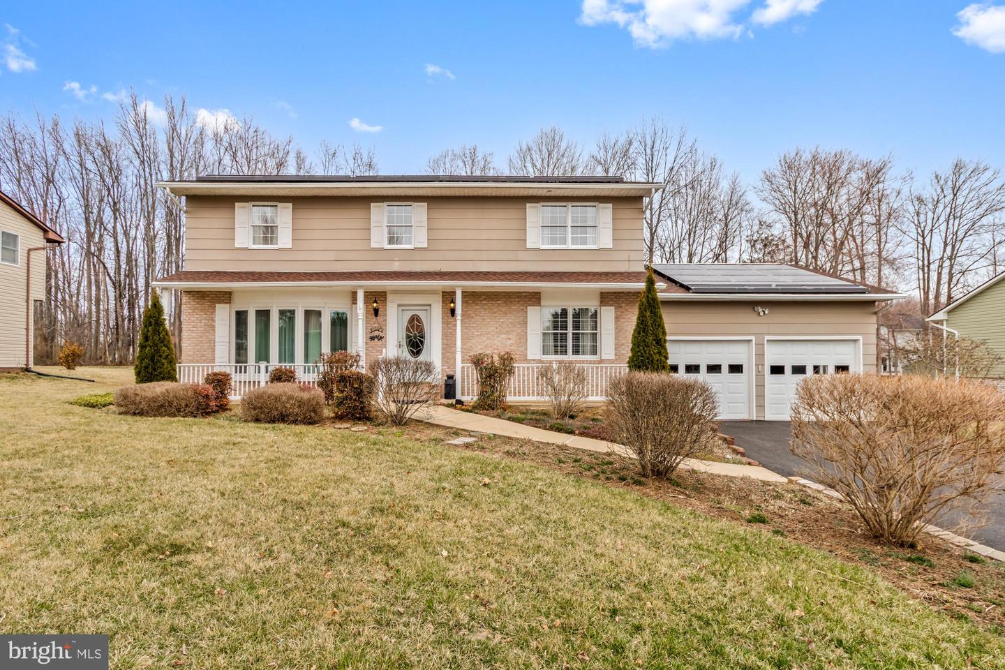 529 Beards Hill Rd Property Photo