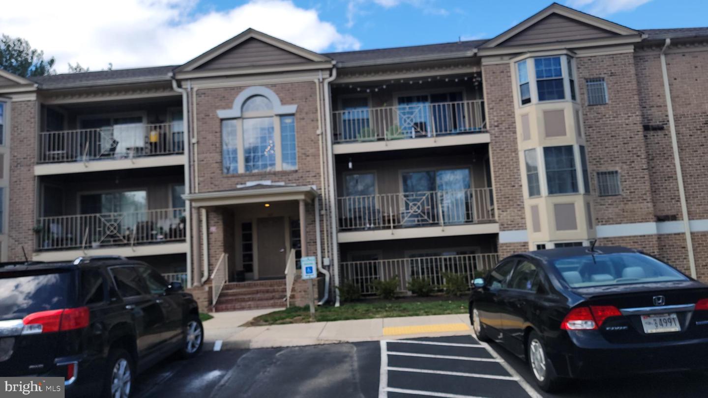 207 Crosse Pointe Ct #1d Property Photo