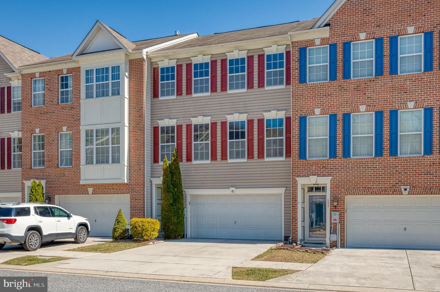 607 English Ivy Way Property Photo