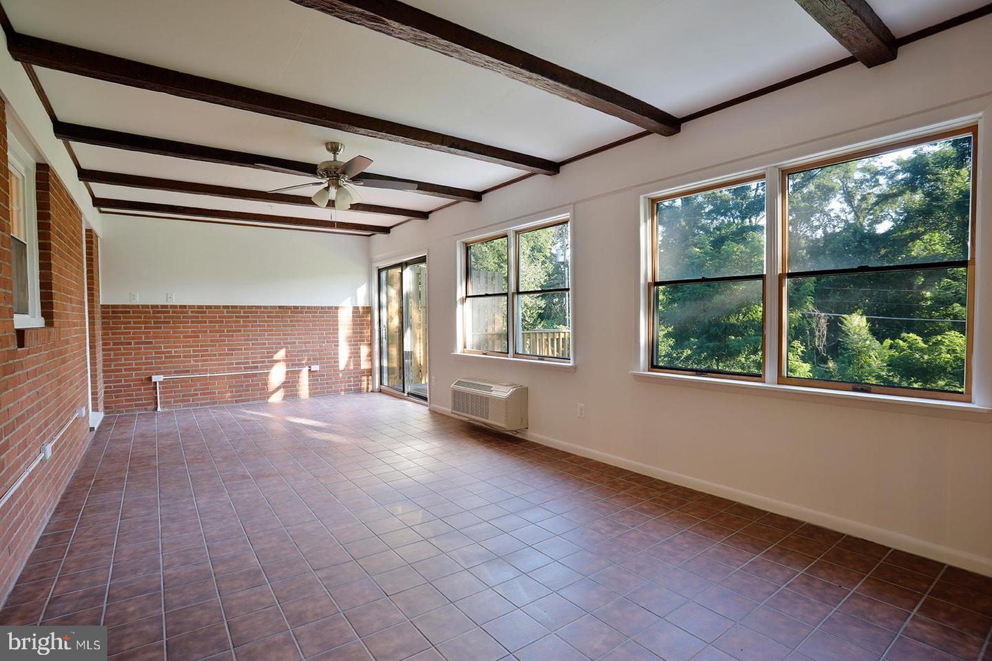 316 Farm Rd Property Photo 30