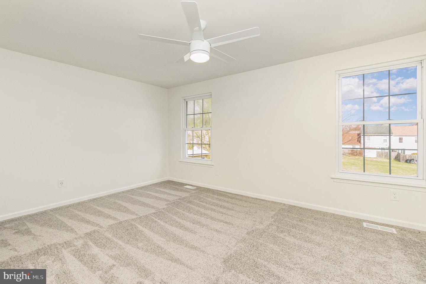 1205 Brice Sq Property Photo 9