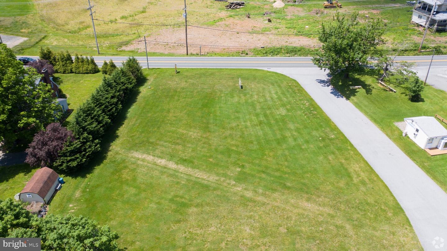 2431 Baldwin Mill Rd Property Photo 2
