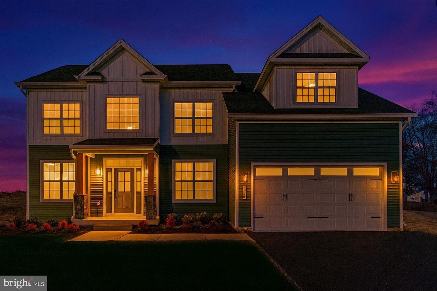 2204 Arden Dr Property Photo 2