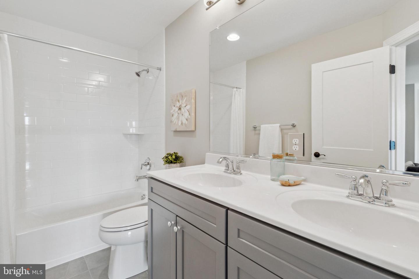 2204 Arden Dr Property Photo 26