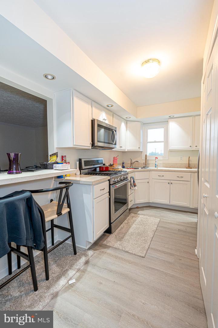 1325 S Philadelphia Blvd Property Photo 36