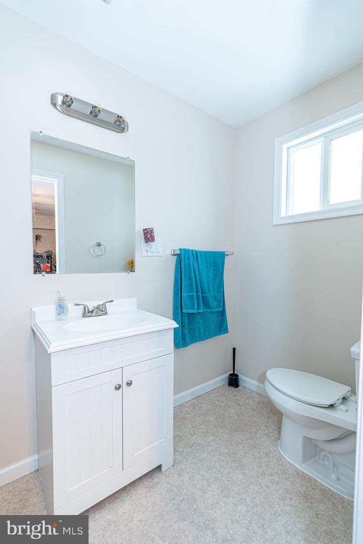 1325 S Philadelphia Blvd Property Photo 46