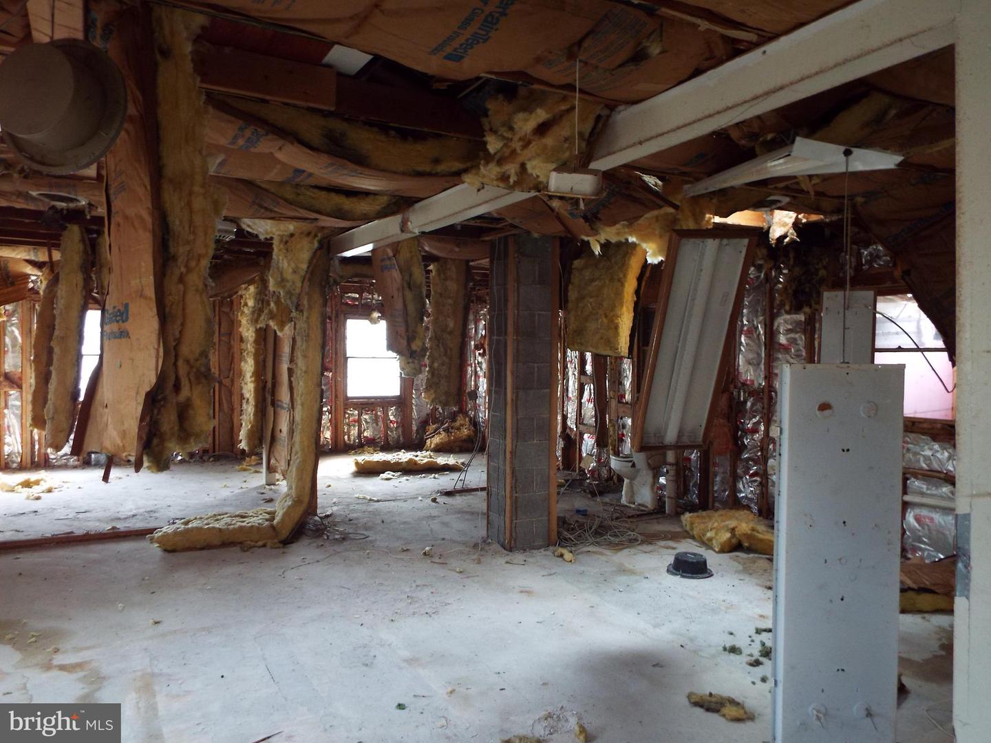 18 N Law St Property Photo 13