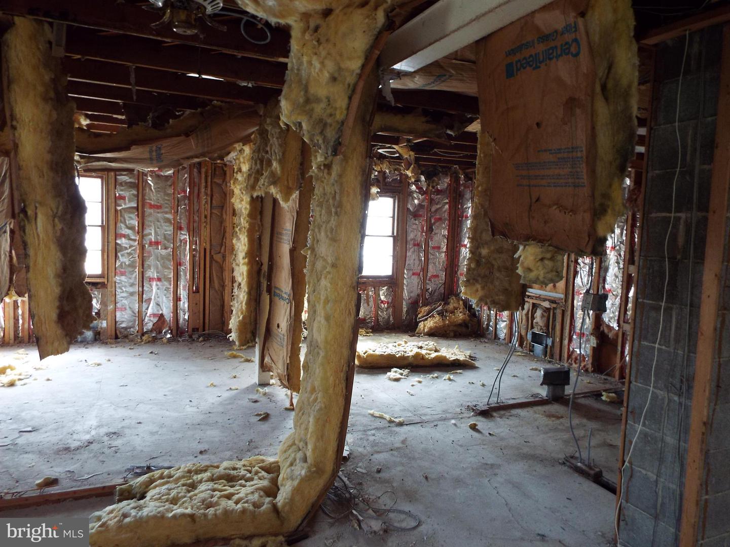 18 N Law St Property Photo 14