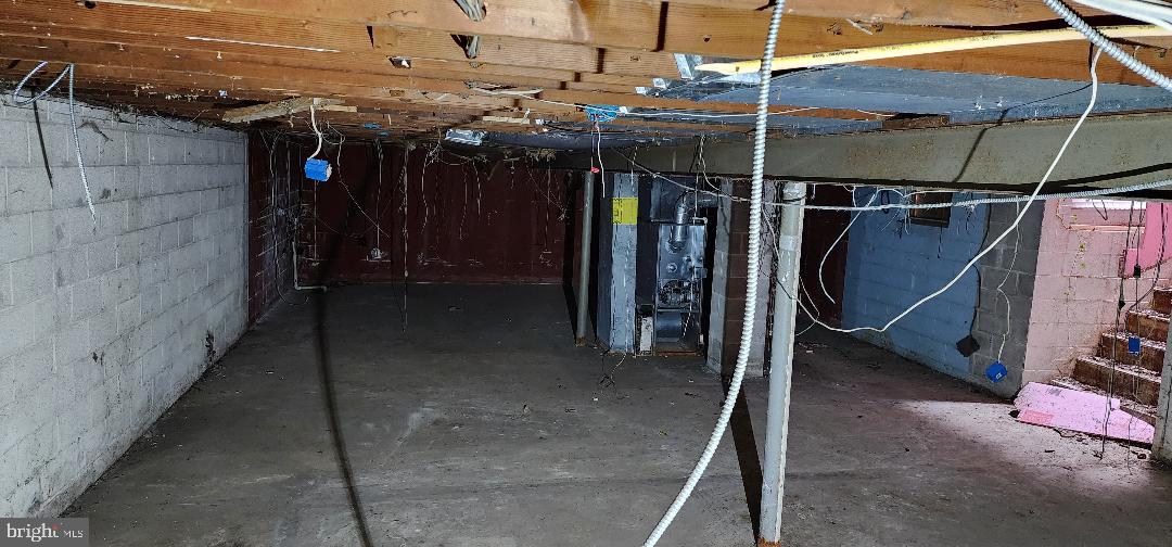 18 N Law St Property Photo 21