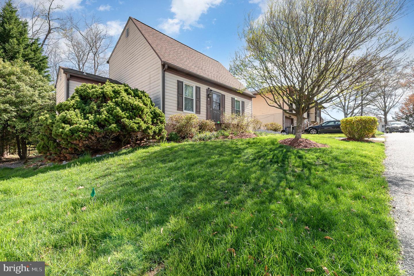 6 Dewberry Way Property Photo 1