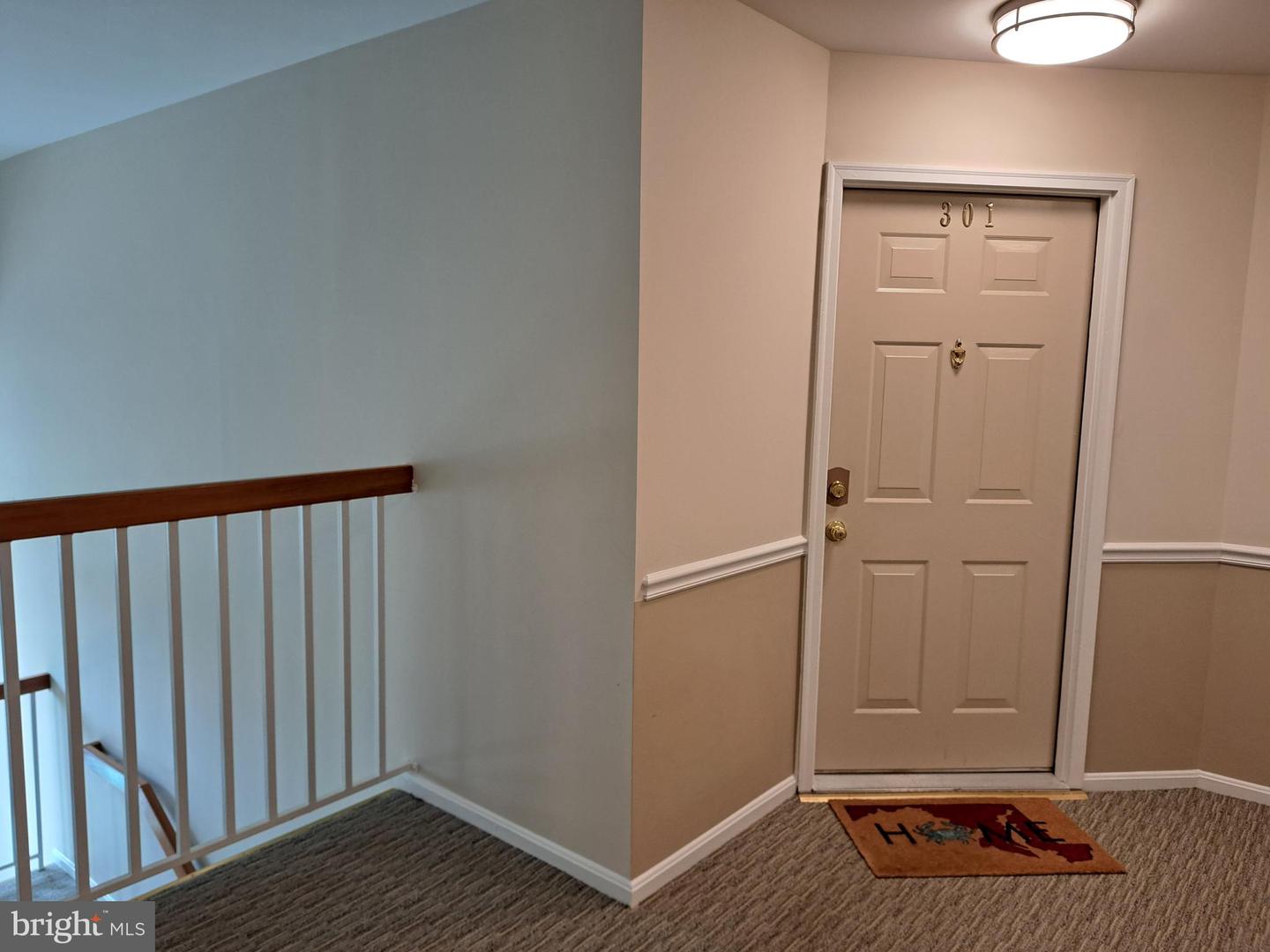 1310 W Sheridan Pl #301 Property Photo 23