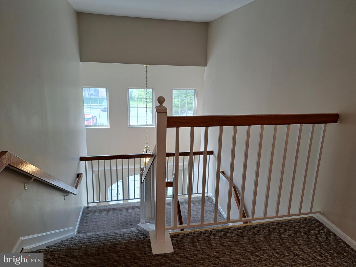 1310 W Sheridan Pl #301 Property Photo 24