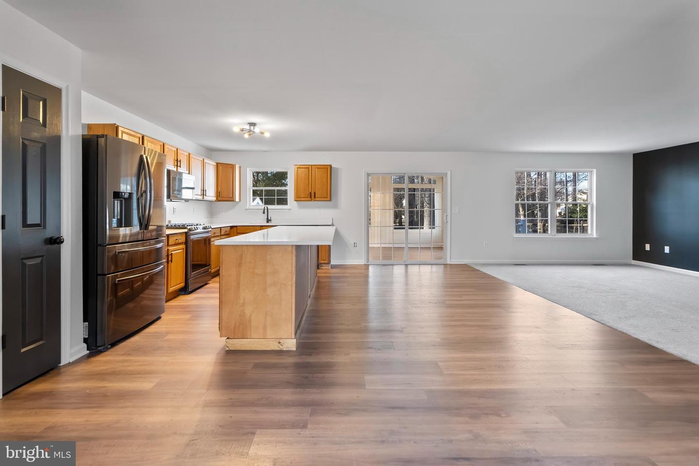 6 Holly Ave Property Photo 5
