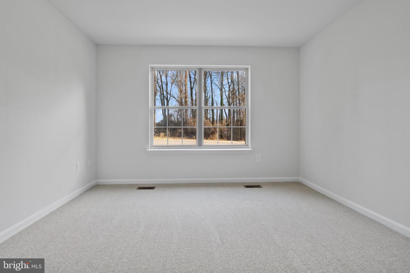 6 Holly Ave Property Photo 21