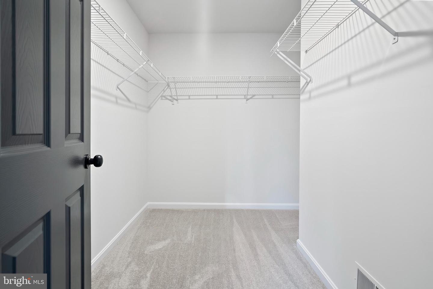 6 Holly Ave Property Photo 29