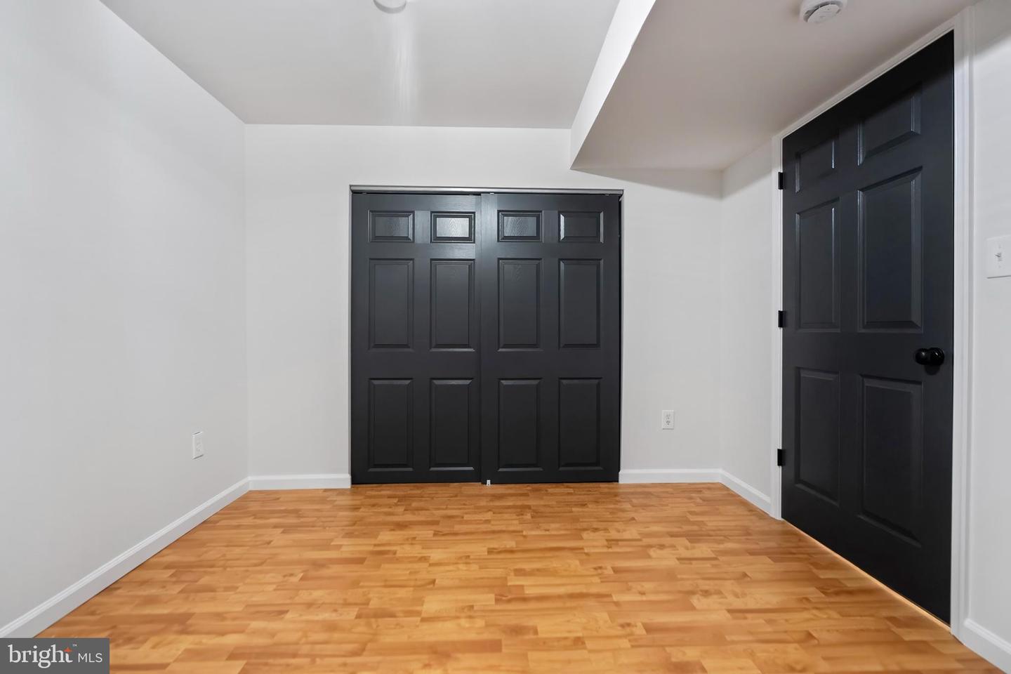 6 Holly Ave Property Photo 31