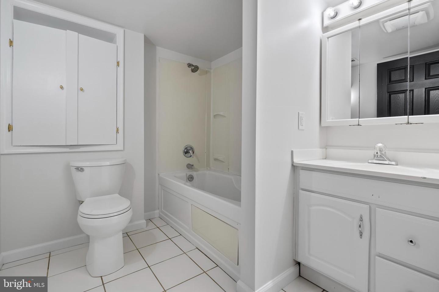 6 Holly Ave Property Photo 35