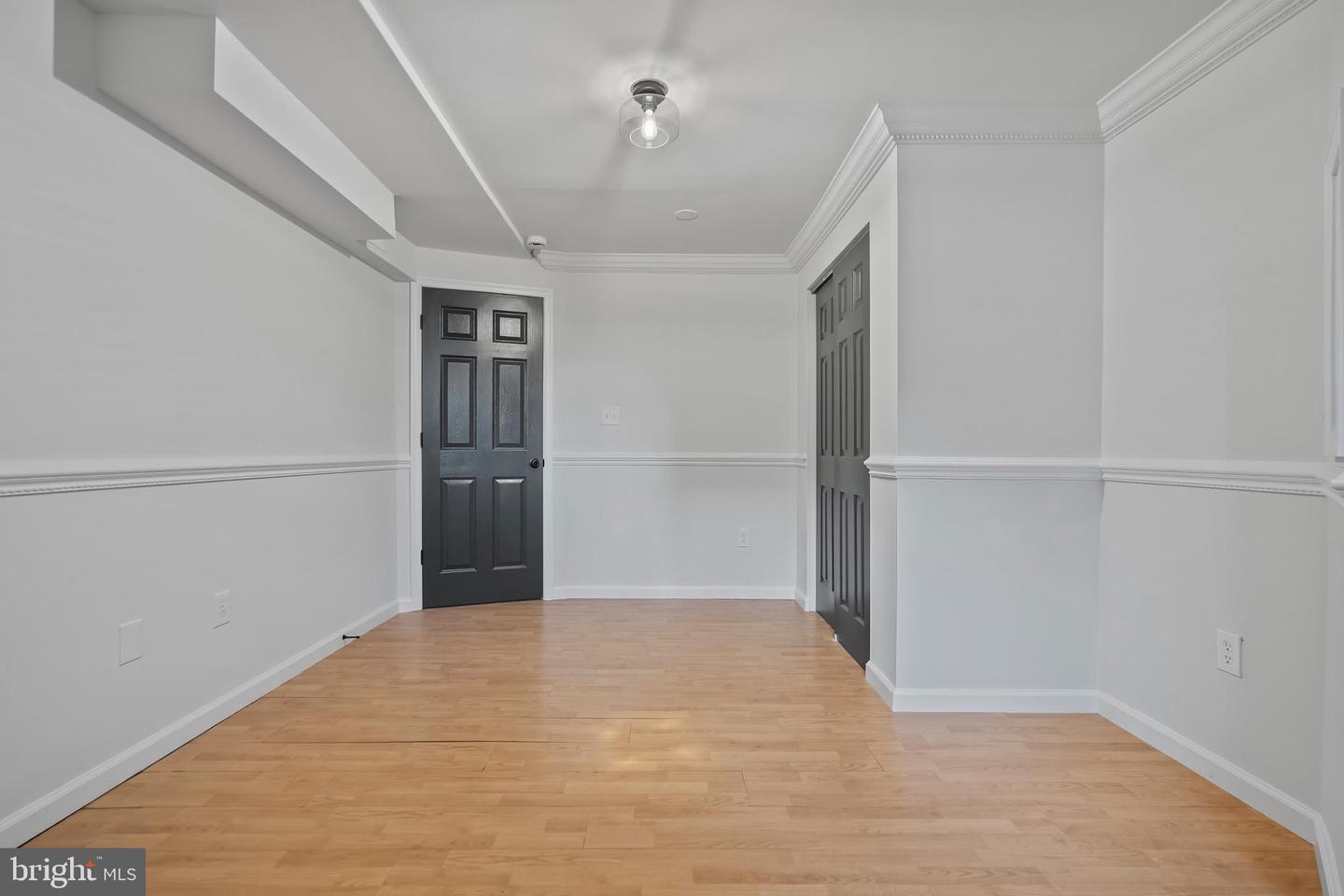 6 Holly Ave Property Photo 37