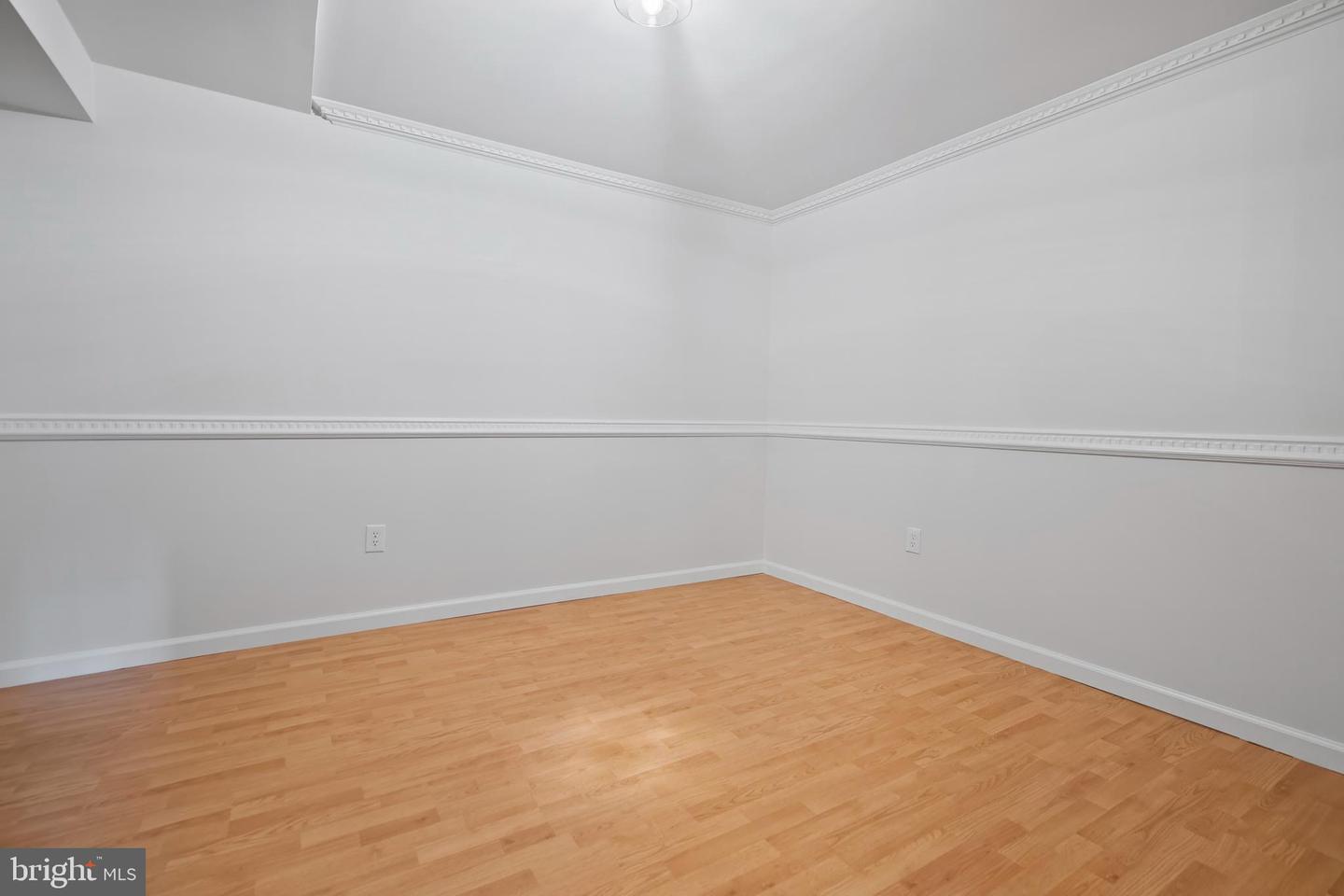 6 Holly Ave Property Photo 39