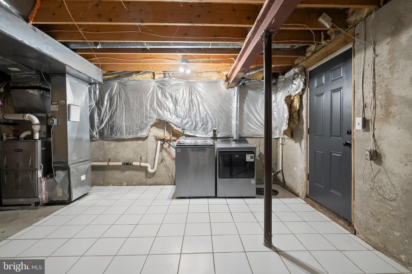 6 Holly Ave Property Photo 42