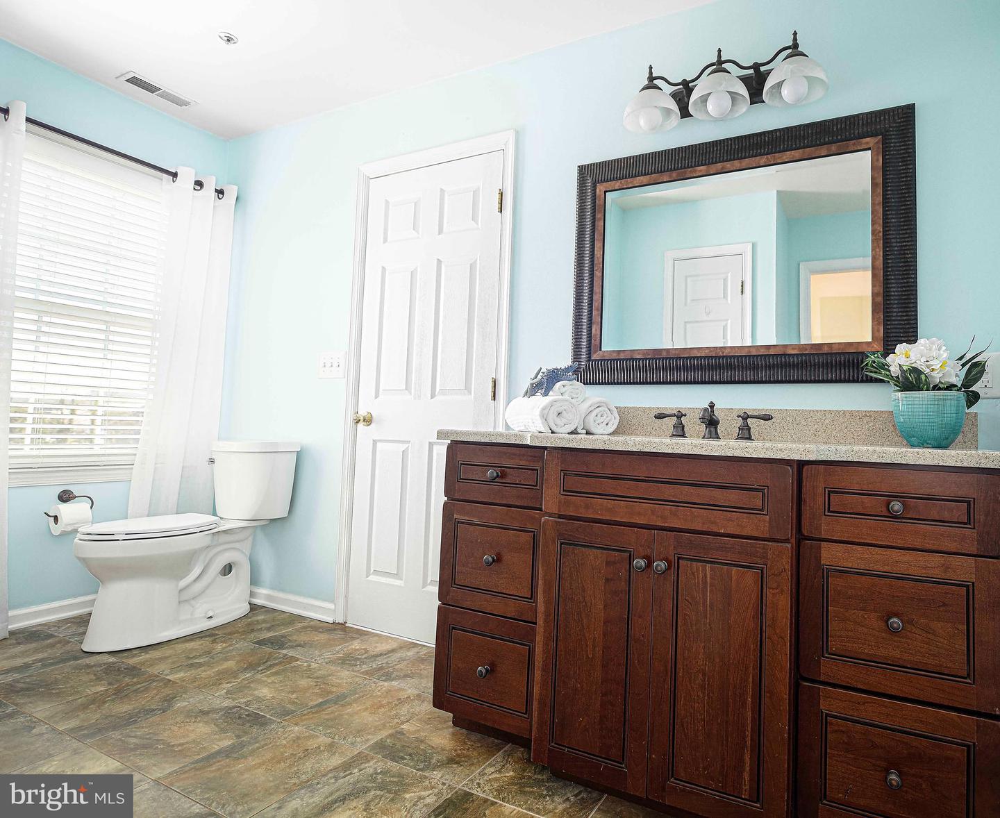 208-b Pointe Way #208-b Property Photo 28
