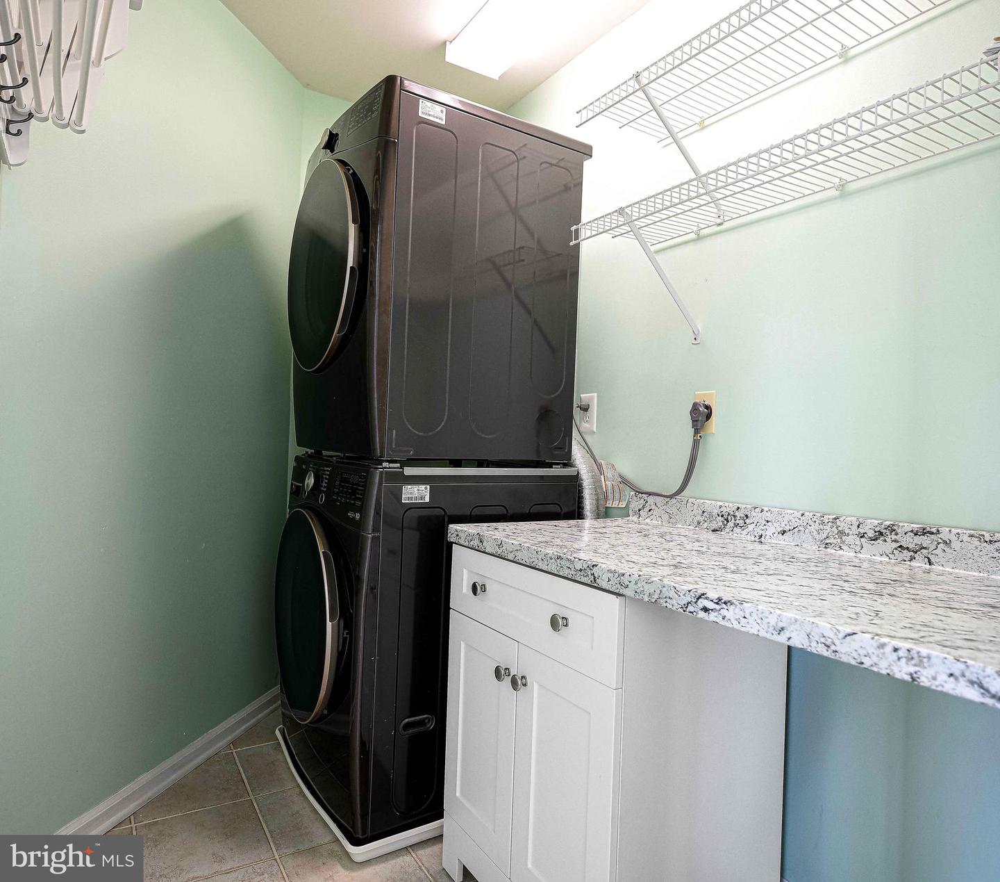 208-b Pointe Way #208-b Property Photo 32