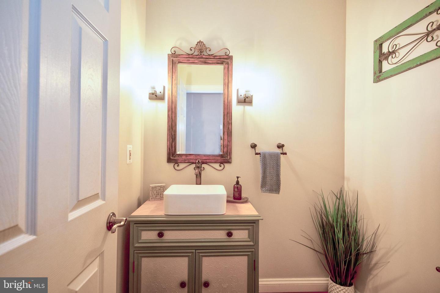 4319 Federal Hill Rd Property Photo 32