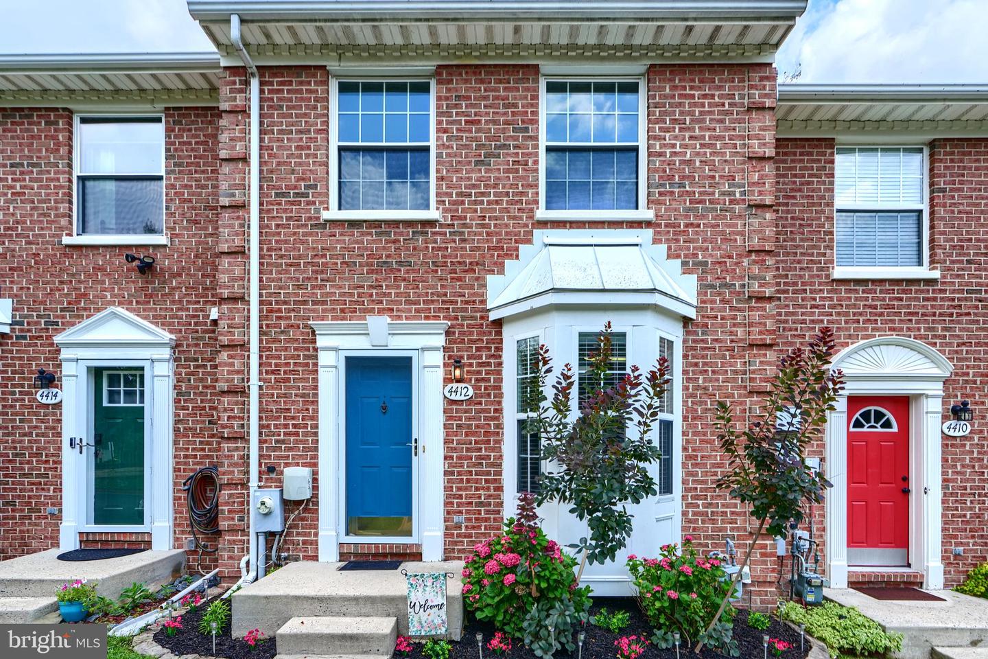 4412 Greenwich Ct Property Photo 2
