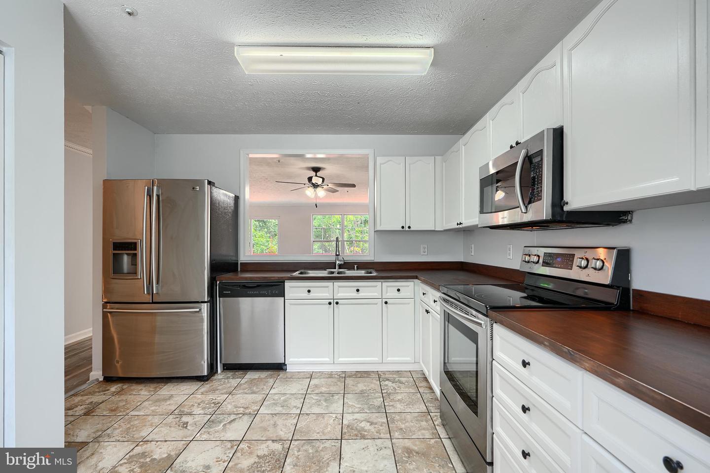 4412 Greenwich Ct Property Photo 9