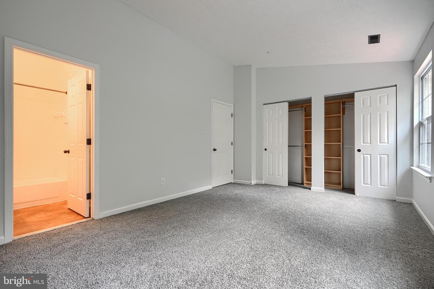 4412 Greenwich Ct Property Photo 31