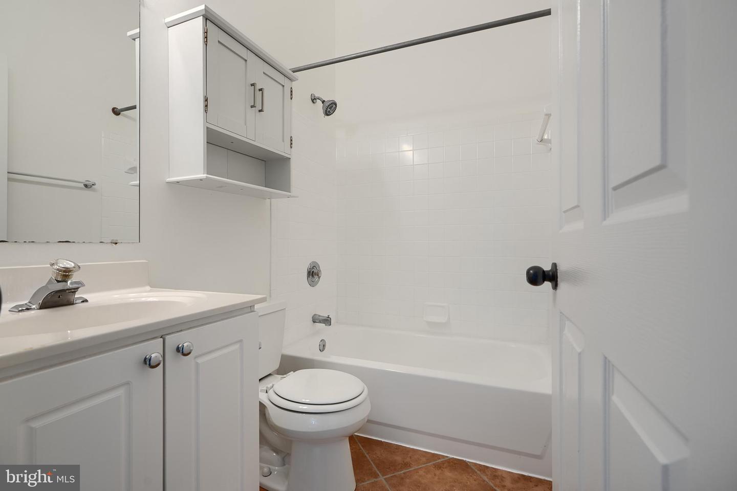 4412 Greenwich Ct Property Photo 32
