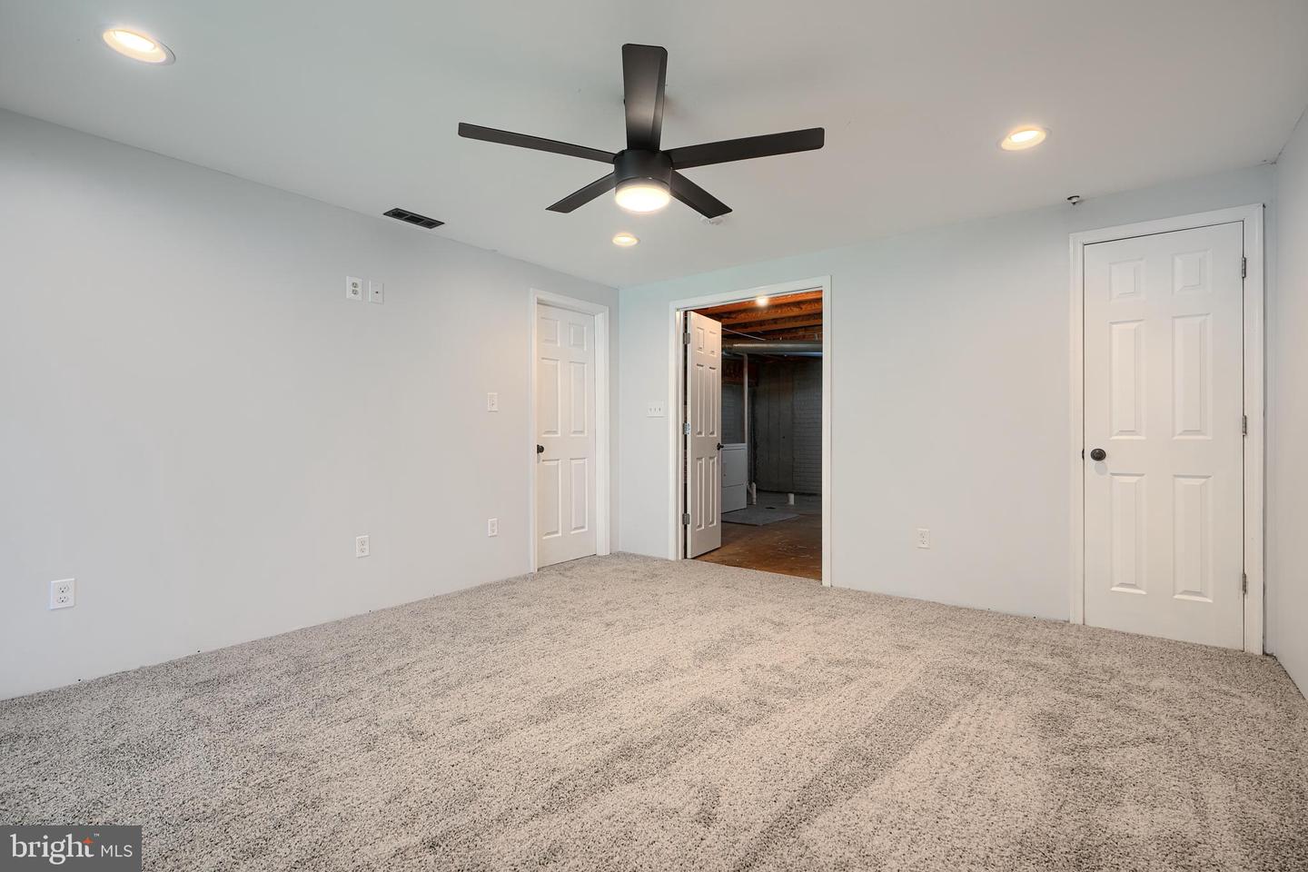4412 Greenwich Ct Property Photo 36