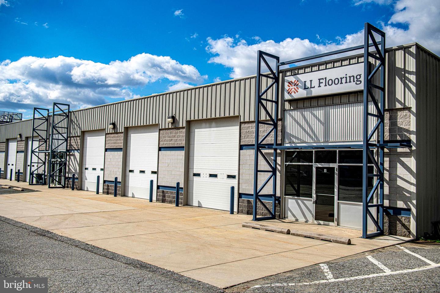 2710 PULASKI HWY #SUITE B Property Photo 1