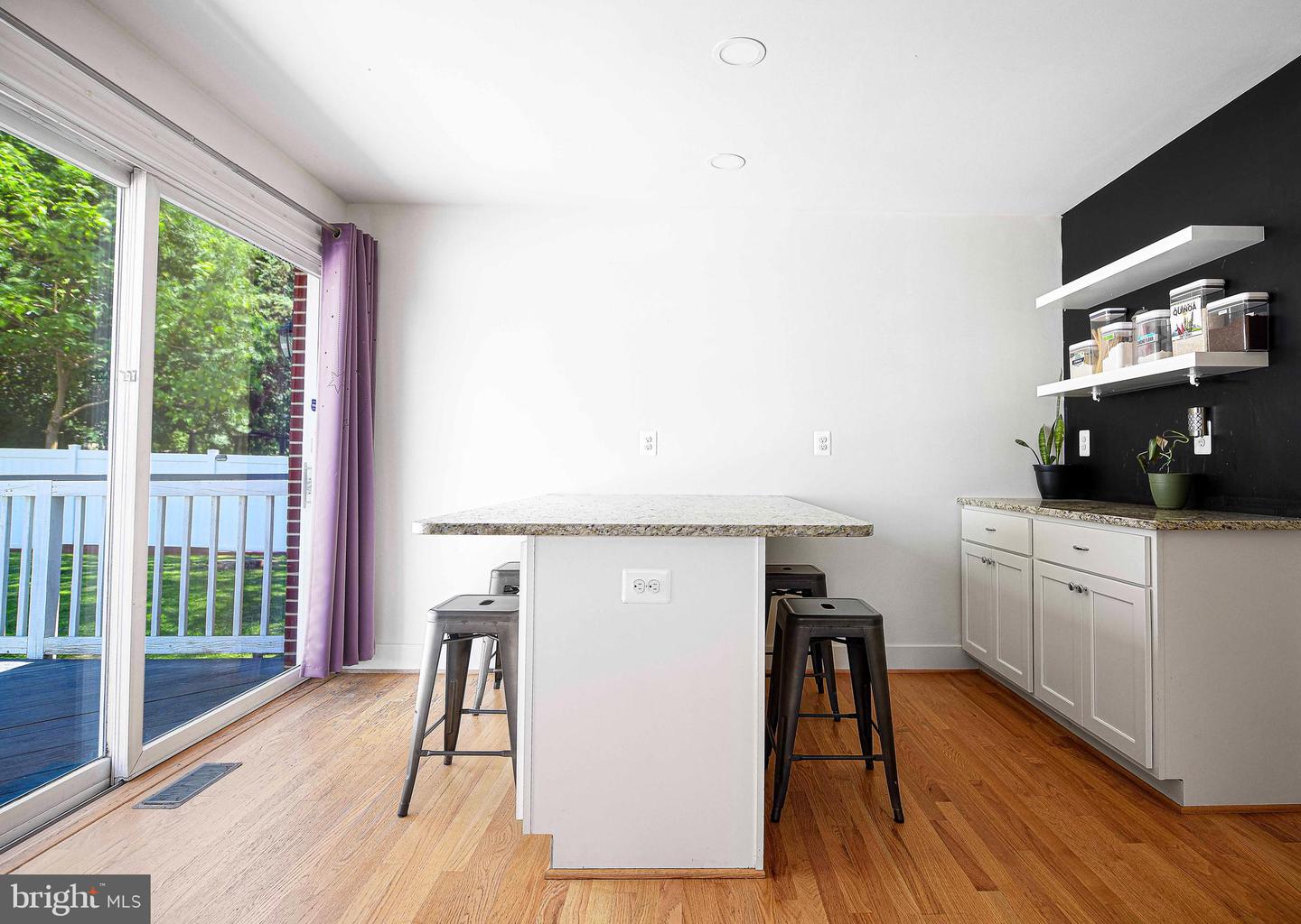 308 Fulford Ave Property Photo 12